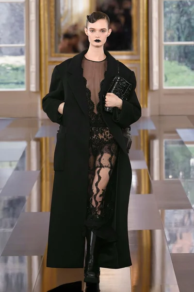 Look 36